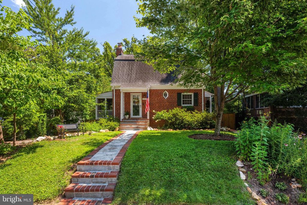 5706 9TH RD N, Arlington, VA 22205