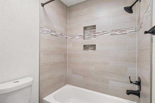 7730 Gable Point Drive, Houston, TX 77095