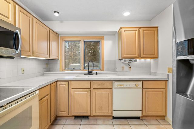 6550 Mission Ridge, Peninsula Twp, MI 49686