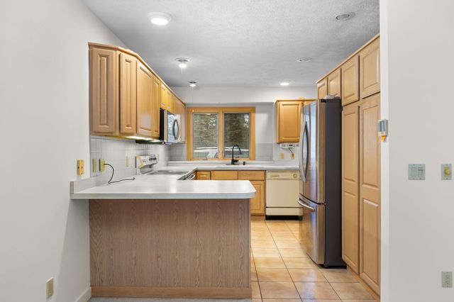 6550 Mission Ridge, Peninsula Twp, MI 49686