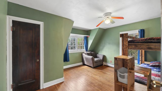726 W Highland Avenue, Elgin, IL 60123