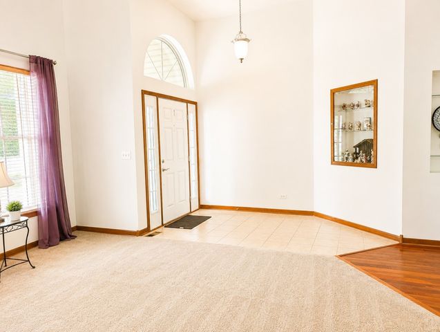 14527 Colonial Parkway, Plainfield, IL 60544