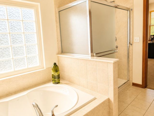 14527 Colonial Parkway, Plainfield, IL 60544