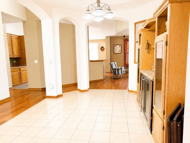 14527 Colonial Parkway, Plainfield, IL 60544