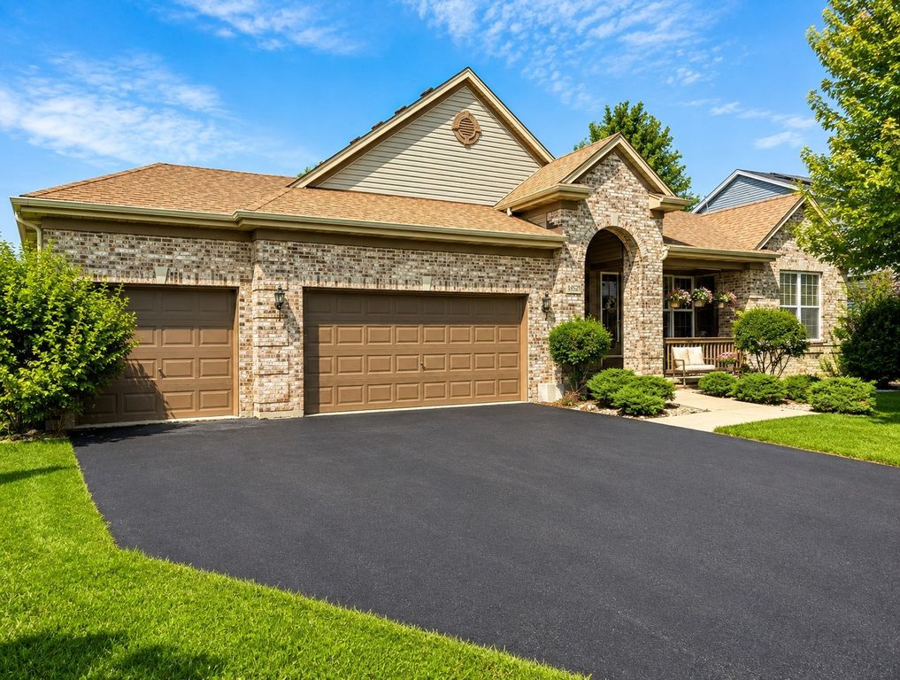 14527 Colonial Parkway, Plainfield, IL 60544