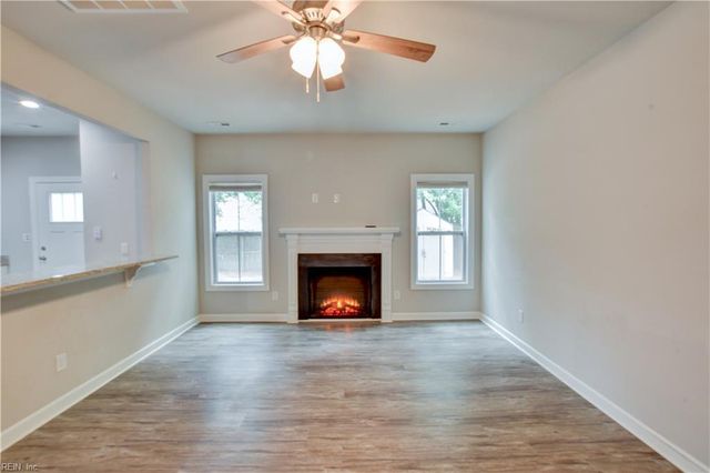 1729 Speedy AVE, Chesapeake, VA 23320