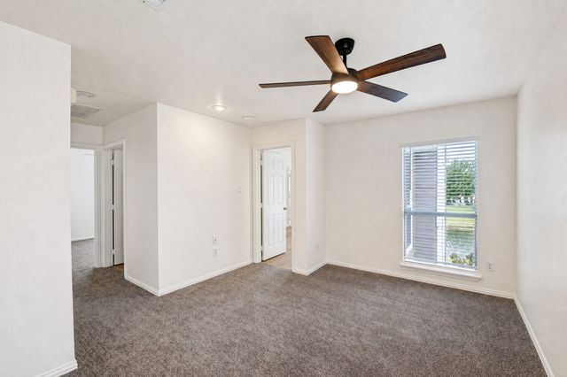 11533 Gloriosa Drive, Fort Worth, TX 76244