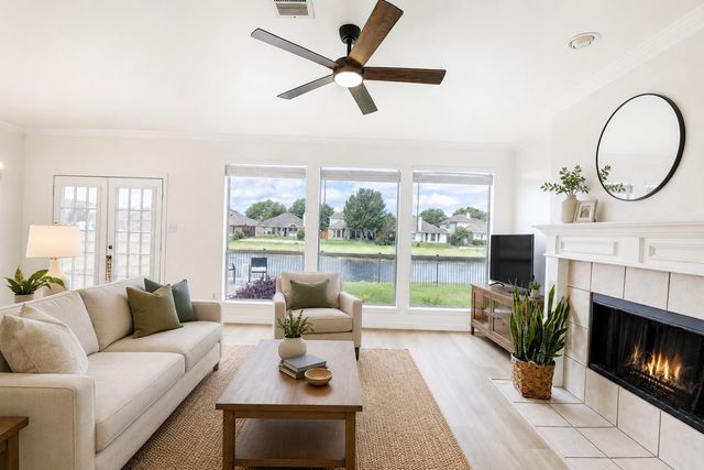 11533 Gloriosa Drive, Fort Worth, TX 76244