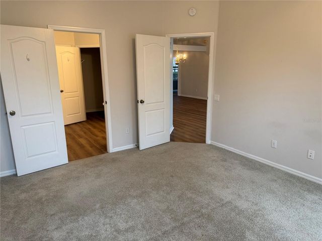 9307 HUNTINGTON PARK WAY, Tampa, FL 33647