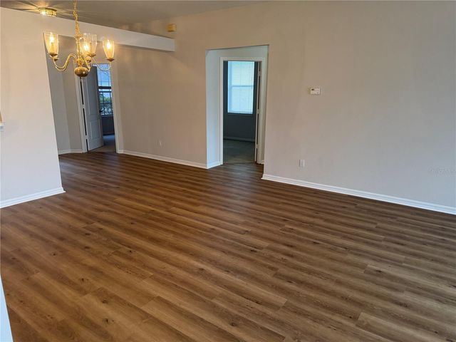 9307 HUNTINGTON PARK WAY, Tampa, FL 33647