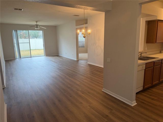 9307 HUNTINGTON PARK WAY, Tampa, FL 33647