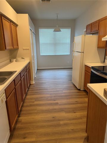 9307 HUNTINGTON PARK WAY, Tampa, FL 33647