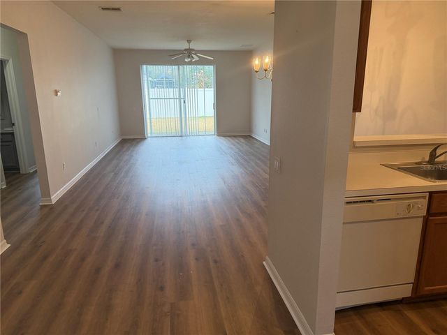 9307 HUNTINGTON PARK WAY, Tampa, FL 33647