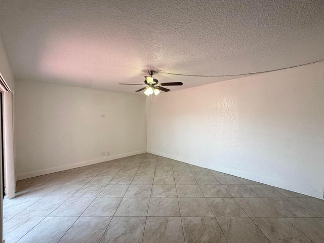416 Arabian Road, Palm Springs, FL 33461