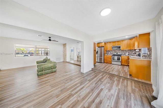 7949 Panama St, Miramar, FL 33023