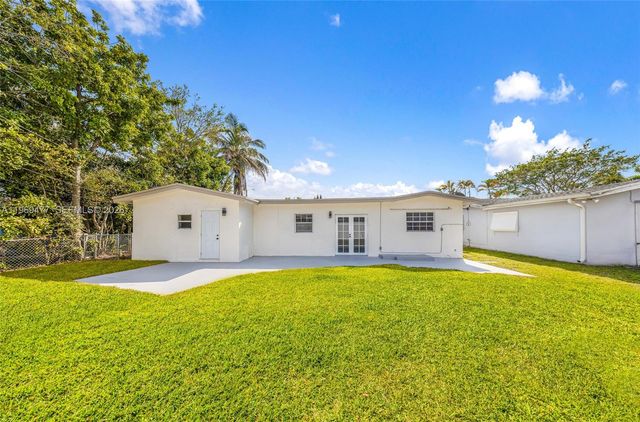 7949 Panama St, Miramar, FL 33023