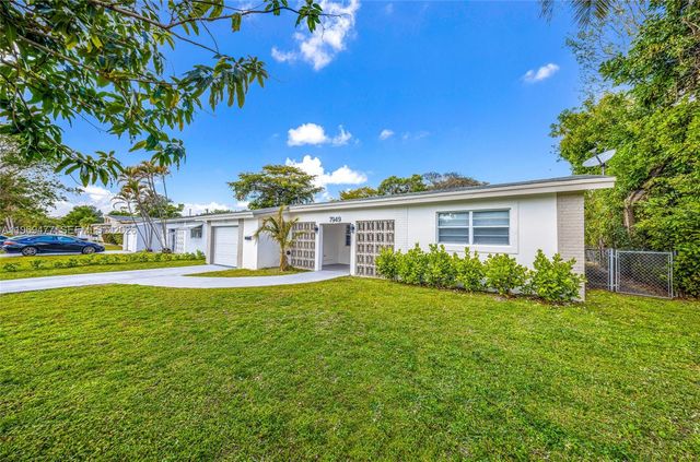 7949 Panama St, Miramar, FL 33023