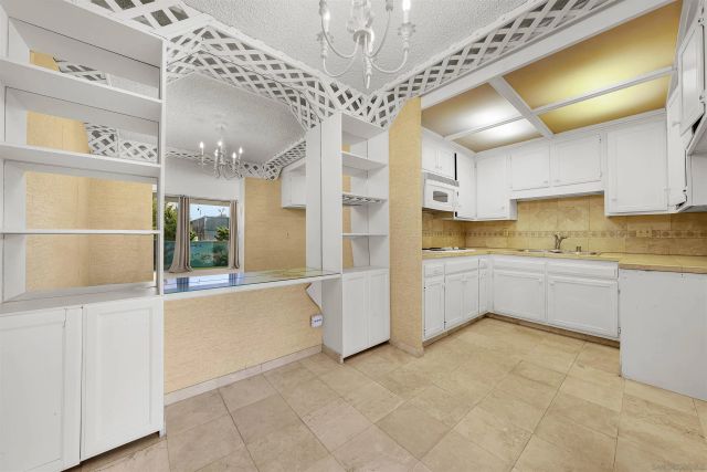 2510 Torrey Pines 212, La Jolla, CA 92037