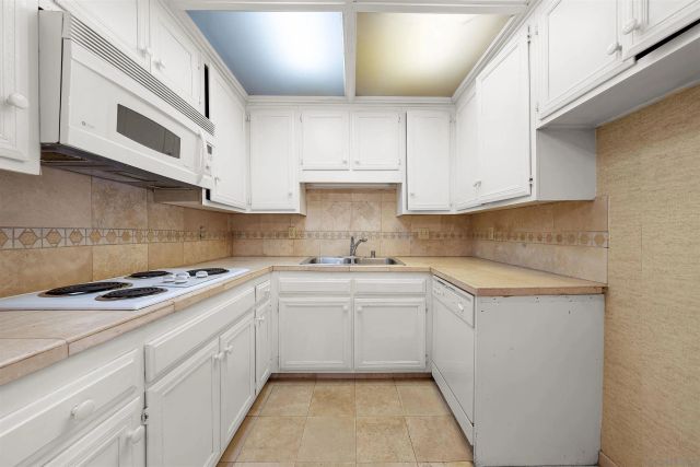 2510 Torrey Pines 212, La Jolla, CA 92037