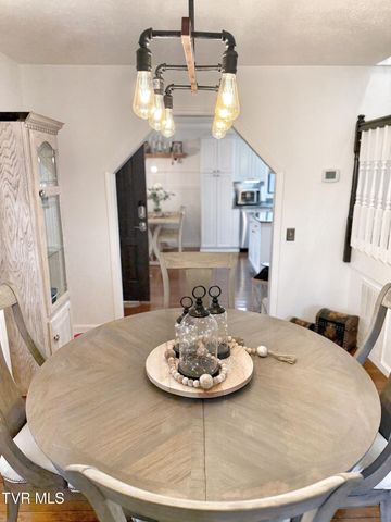 338 Southwest Chalet Drive, Coeburn, VA 24230