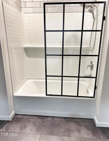 338 Southwest Chalet Drive, Coeburn, VA 24230