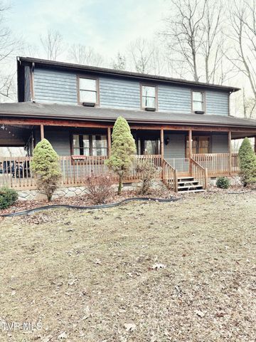 338 Southwest Chalet Drive, Coeburn, VA 24230