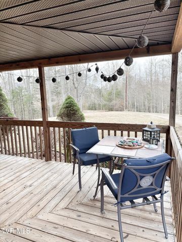 338 Southwest Chalet Drive, Coeburn, VA 24230