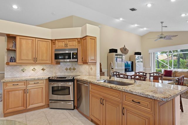 5379 Brookview Drive, Boynton Beach, FL 33437