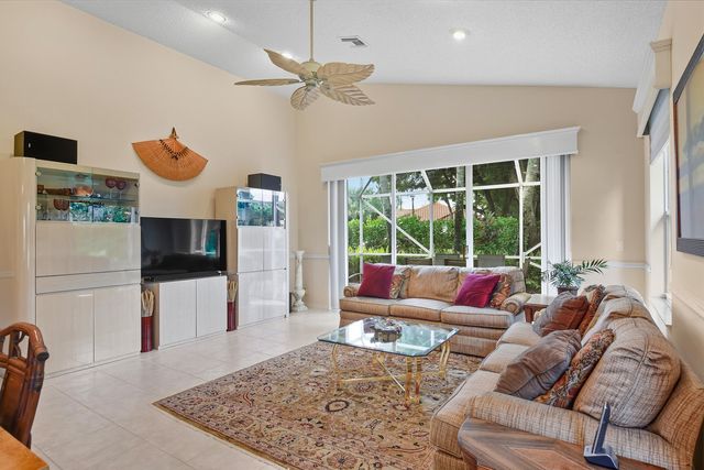 5379 Brookview Drive, Boynton Beach, FL 33437