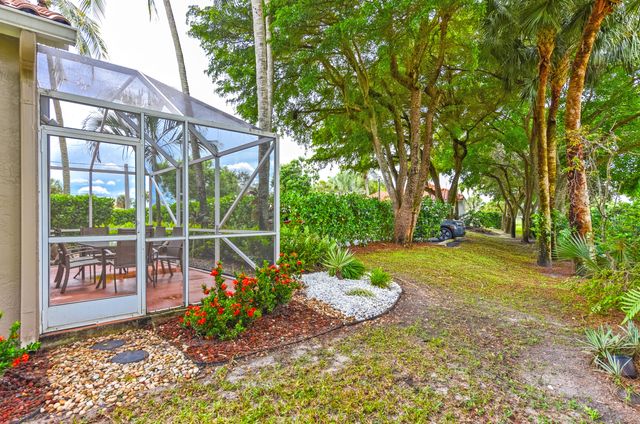 5379 Brookview Drive, Boynton Beach, FL 33437