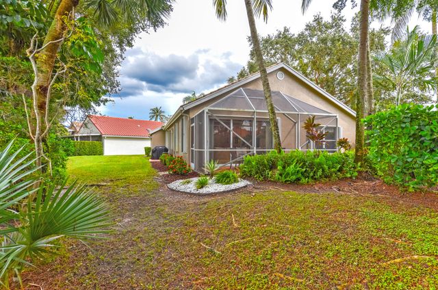 5379 Brookview Drive, Boynton Beach, FL 33437