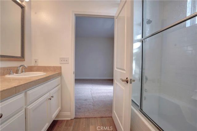 7124 Farralone Avenue 110, Canoga Park, CA 91303