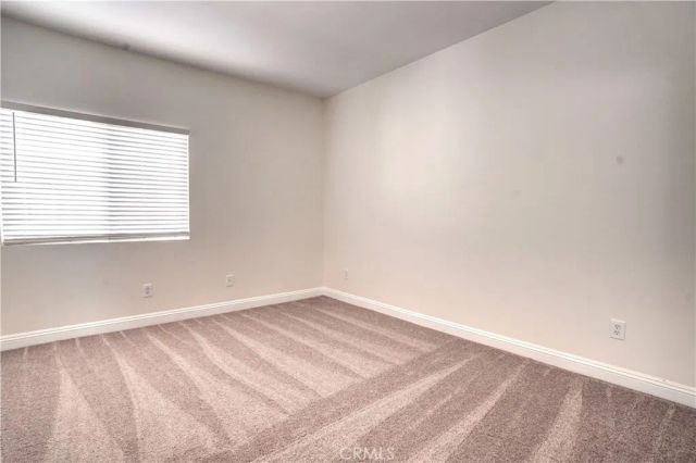 7124 Farralone Avenue 110, Canoga Park, CA 91303