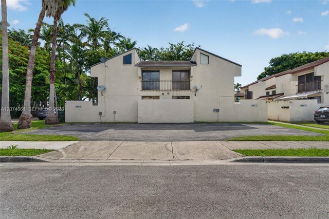 15811 SW 91st Court B, Palmetto Bay, FL 33157