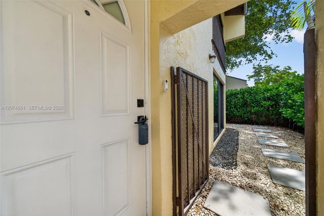 15811 SW 91st Court B, Palmetto Bay, FL 33157