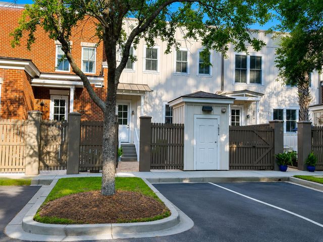 1625 Grey Marsh Road, Mount Pleasant, SC 29466
