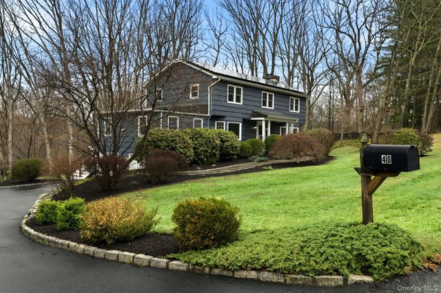 40 Valley Pond Road, Katonah, NY 10536