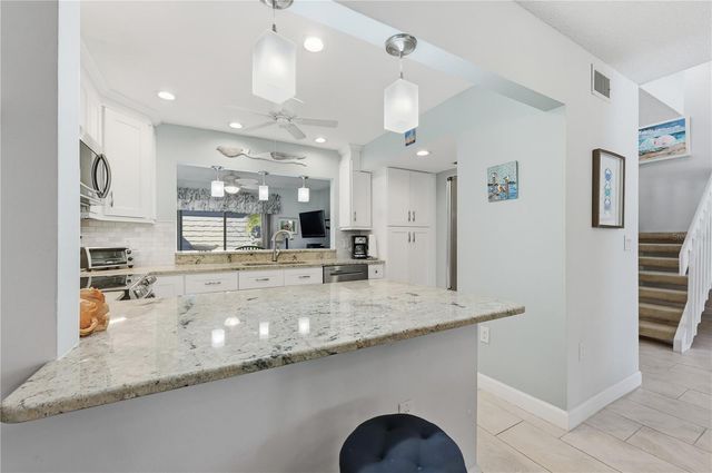 1630 TREEHOUSE CIRCLE TR104, Sarasota, FL 34231