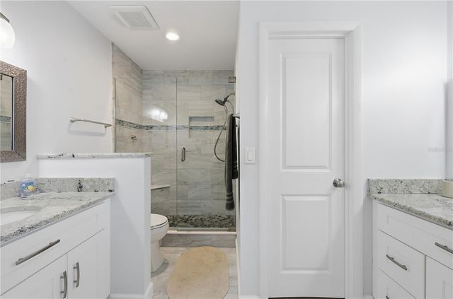 1630 TREEHOUSE CIRCLE TR104, Sarasota, FL 34231