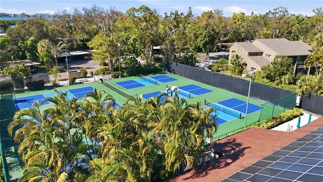 1630 TREEHOUSE CIRCLE TR104, Sarasota, FL 34231