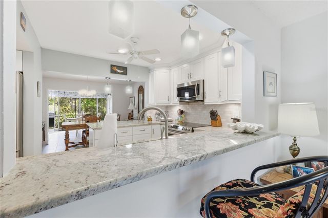 1630 TREEHOUSE CIRCLE TR104, Sarasota, FL 34231