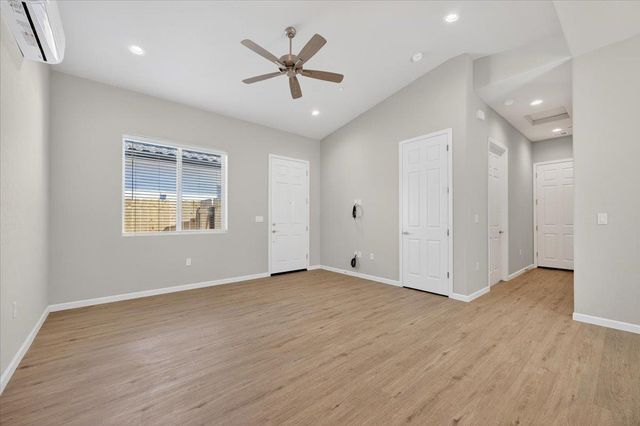 2379 N Arthur, Fresno, CA 93705