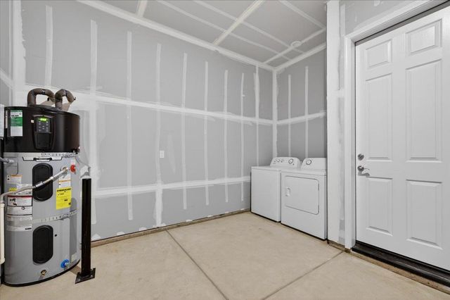 2379 N Arthur, Fresno, CA 93705