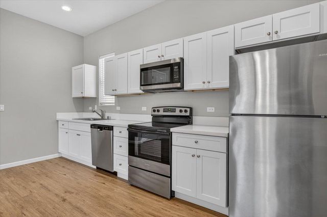 2379 N Arthur, Fresno, CA 93705