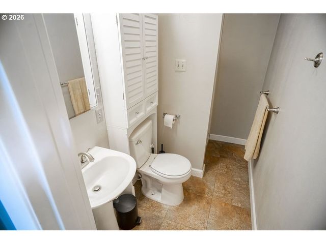 711 Se 101ST Ave, Vancouver, WA 98664