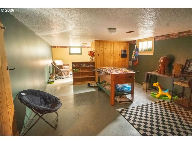 711 Se 101ST Ave, Vancouver, WA 98664
