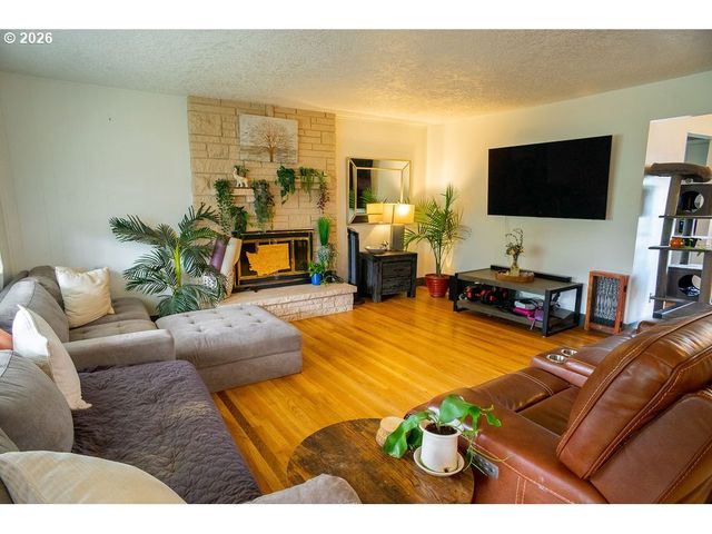 711 Se 101ST Ave, Vancouver, WA 98664