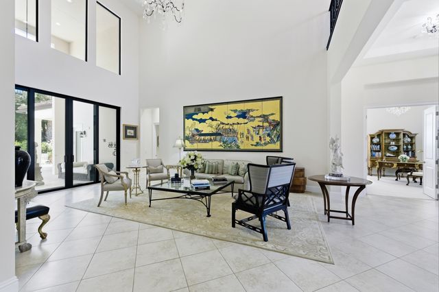 165 Gardenia Isle Drive, Palm Beach Gardens, FL 33418