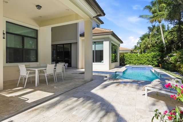 165 Gardenia Isle Drive, Palm Beach Gardens, FL 33418