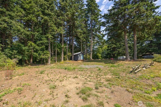 2077 Granger Way, Lummi Island, WA 98262
